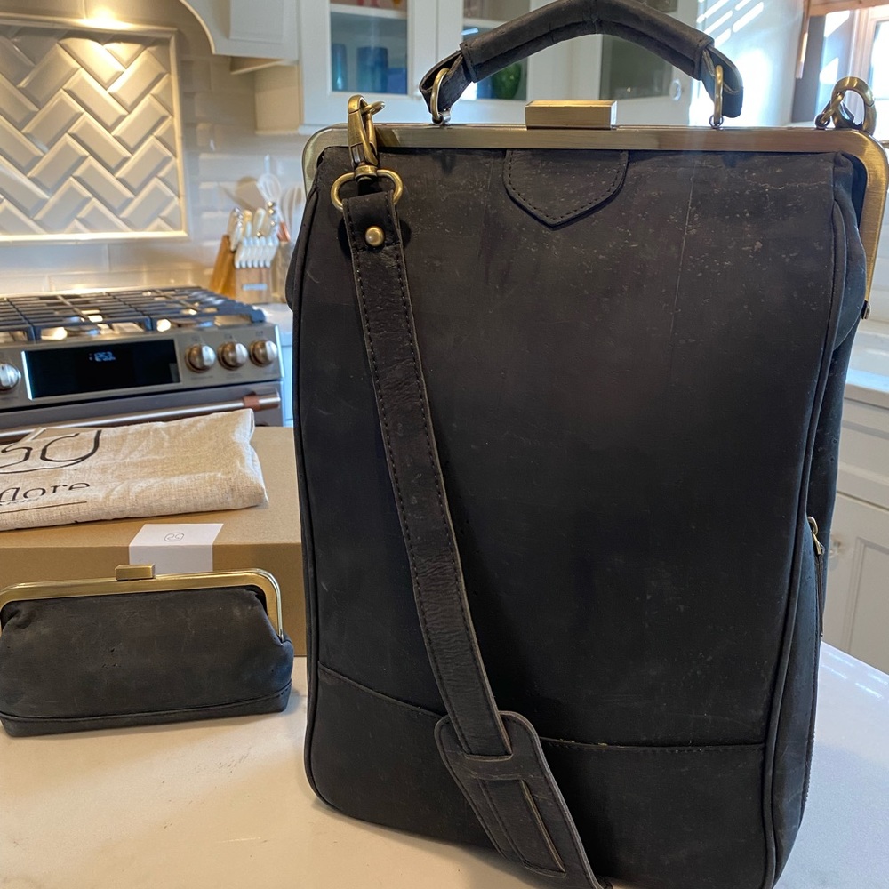 Bobobark Laptop handbag with accessories